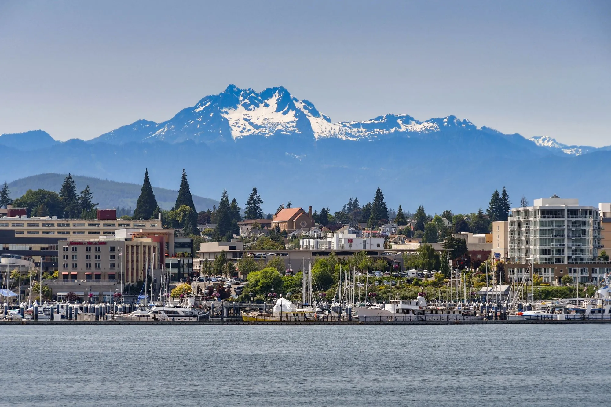 Making moves fast, simple, and stress-free for families and businesses in Bremerton, WA